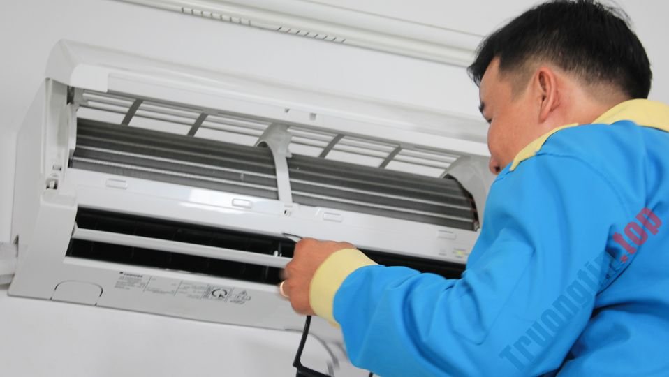 Dịch Vụ Sửa Máy Lạnh Có Mùi Khét Huyện Nhà Bè 