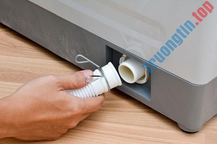 Dịch Vụ Sửa Máy Giặt Đang vắt lại Xả Quận Phú Nhuận