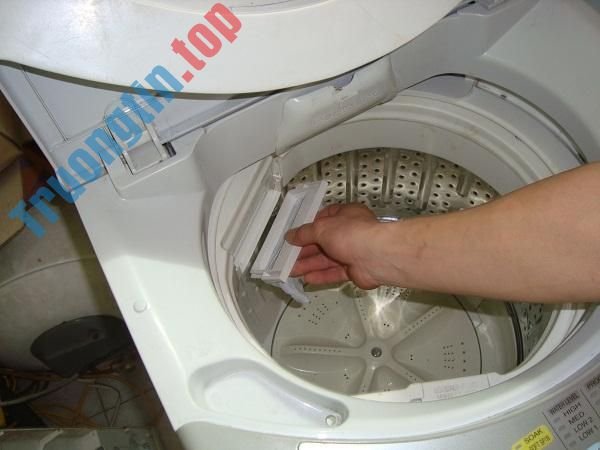 Dịch Vụ Sửa Máy Giặt Bị Bẩn Dính Bột Giặt Quận 6