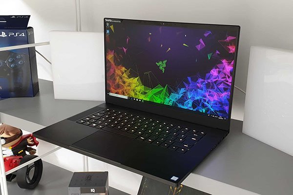 Top laptop chơi game 'khủng' nhất 2020