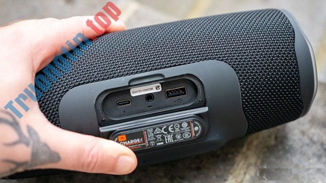 Nút&nbsp;cao&nbsp;su&nbsp;bảo&nbsp;vệ&nbsp;tất&nbsp;cả&nbsp;các&nbsp;cổng