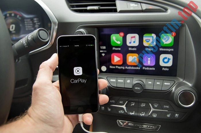 Apple CarPlay là gì? Những loại xe hơi nào tương thích với Apple CarPlay? 2 Apple CarPlay là gì? Những loại xe hơi nào tương thích với Apple CarPlay?