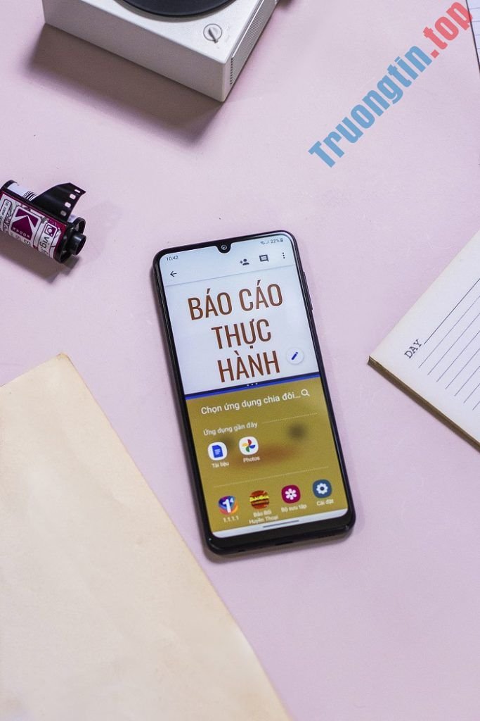 Làm online tại nhà không rối bời nhờ có trợ thủ Galaxy A22
