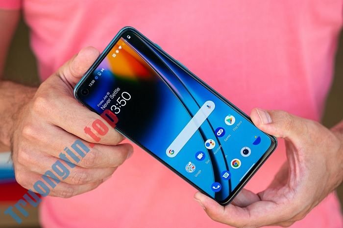 So&nbsp;sánh&nbsp;POCO&nbsp;F3&nbsp;GT&nbsp;và&nbsp;OnePlus&nbsp;Nord&nbsp;2&nbsp;5G:&nbsp;Mèo&nbsp;nào&nbsp;thắng&nbsp;mỉu&nbsp;nào?