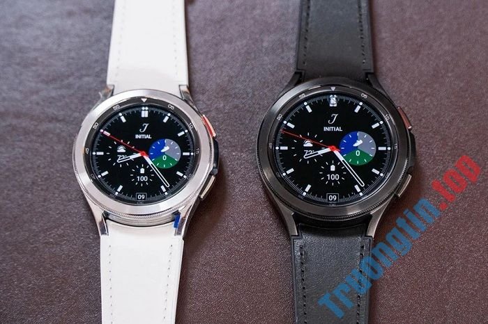 Trên&nbsp;tay&nbsp;Samsung&nbsp;Galaxy&nbsp;Watch4&nbsp;Classic