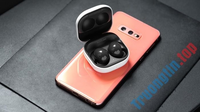 Trên&nbsp;tay&nbsp;Galaxy&nbsp;Buds2:&nbsp;Sang&nbsp;trọng,&nbsp;đẳng&nbsp;cấp,&nbsp;giá&nbsp;phải&nbsp;chăng