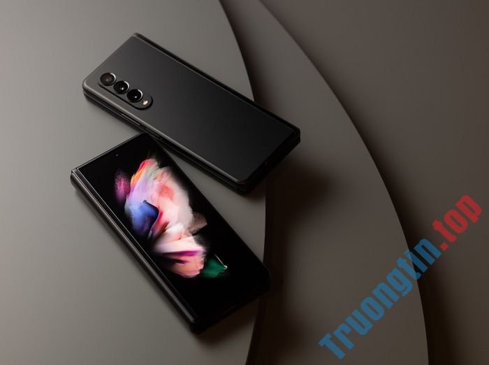 Nên&nbsp;mua&nbsp;Galaxy&nbsp;Z&nbsp;Fold&nbsp;3&nbsp;5G&nbsp;hay&nbsp;Galaxy&nbsp;Z&nbsp;Flip&nbsp;3&nbsp;5G?&nbsp;Đâu&nbsp;là&nbsp;flagship&nbsp;màn&nbsp;hình&nbsp;gập&nbsp;phù&nbsp;hợp&nbsp;nhất&nbsp;với&nbsp;bạn?