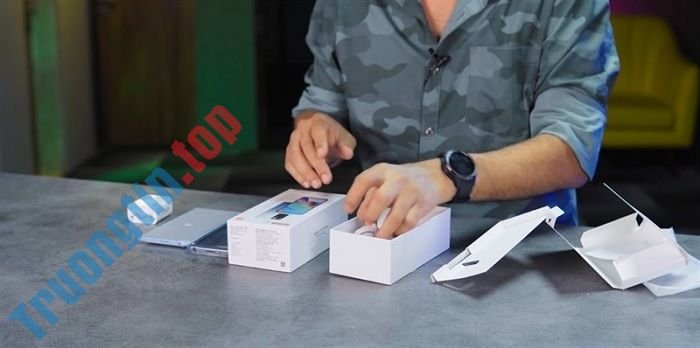 Trên&nbsp;tay&nbsp;Xiaomi&nbsp;Redmi&nbsp;10&nbsp;Prime:&nbsp;Thiết&nbsp;kế&nbsp;đẹp,&nbsp;pin&nbsp;trâu,&nbsp;hiệu&nbsp;năng&nbsp;ổn&nbsp;áp,&nbsp;giá&nbsp;ngon