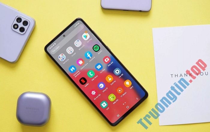 Trên&nbsp;tay&nbsp;Samsung&nbsp;Galaxy&nbsp;A52s&nbsp;5G:&nbsp;Thiết&nbsp;kế&nbsp;không&nbsp;đổi,&nbsp;phần&nbsp;cứng&nbsp;mạnh&nbsp;mẽ&nbsp;hơn