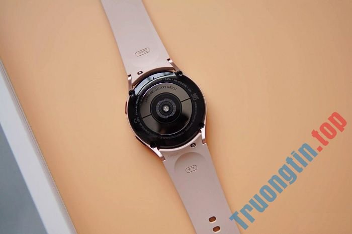 Mở&nbsp;hộp&nbsp;Galaxy&nbsp;Watch4&nbsp;–&nbsp;Smartwatch&nbsp;hỗ&nbsp;trợ&nbsp;chăm&nbsp;sóc&nbsp;sức&nbsp;khỏe&nbsp;tốt&nbsp;hơn,&nbsp;thiết&nbsp;kế&nbsp;nhỏ&nbsp;gọn&nbsp;và&nbsp;thời&nbsp;trang