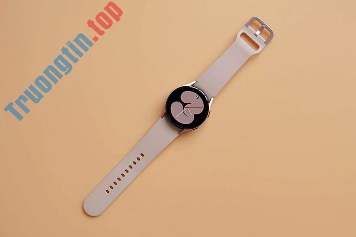 Mở&nbsp;hộp&nbsp;Galaxy&nbsp;Watch4&nbsp;–&nbsp;Smartwatch&nbsp;hỗ&nbsp;trợ&nbsp;chăm&nbsp;sóc&nbsp;sức&nbsp;khỏe&nbsp;tốt&nbsp;hơn,&nbsp;thiết&nbsp;kế&nbsp;nhỏ&nbsp;gọn&nbsp;và&nbsp;thời&nbsp;trang