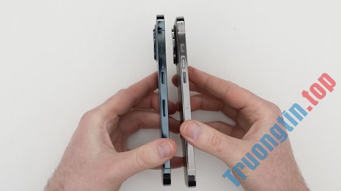 Trên tay iPhone 13 Pro Max: Cụm camera lớn hơn, thiết kế không quá khác biệt 12 Trên tay iPhone 13 Pro Max: Cụm camera lớn hơn, thiết kế không quá khác biệt