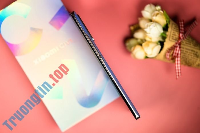 Cận&nbsp;cảnh&nbsp;Xiaomi&nbsp;CIVI&nbsp;–&nbsp;Smartphone&nbsp;hơn&nbsp;9&nbsp;triệu&nbsp;có&nbsp;camera&nbsp;selfie&nbsp;chụp&nbsp;ảnh&nbsp;cực&nbsp;đỉnh