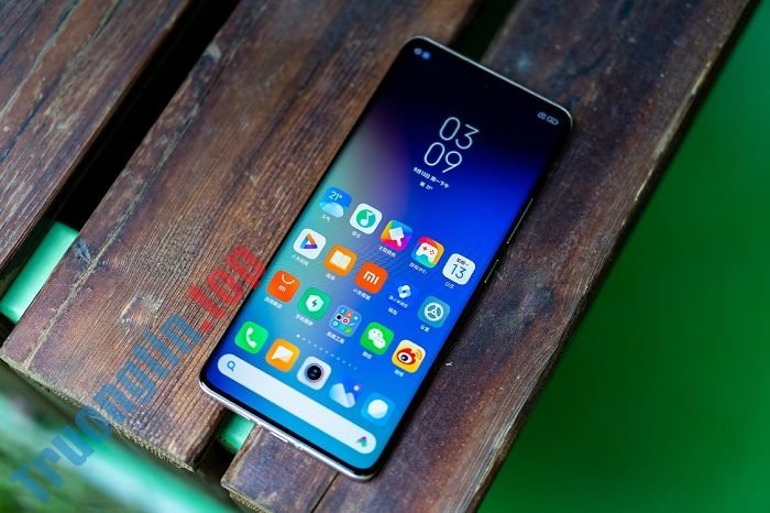 Cận&nbsp;cảnh&nbsp;Xiaomi&nbsp;CIVI&nbsp;–&nbsp;Smartphone&nbsp;hơn&nbsp;9&nbsp;triệu&nbsp;có&nbsp;camera&nbsp;selfie&nbsp;chụp&nbsp;ảnh&nbsp;cực&nbsp;đỉnh