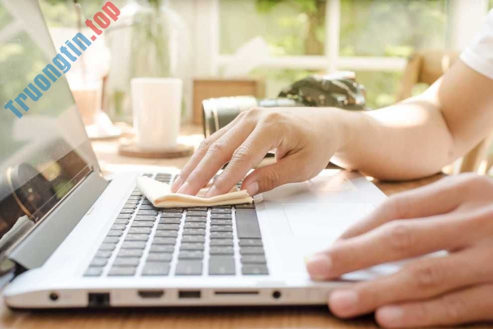 Những&nbsp;cách&nbsp;khắc&nbsp;phục&nbsp;laptop&nbsp;bị&nbsp;nóng&nbsp;nhanh&nbsp;chóng,&nbsp;đơn&nbsp;giản