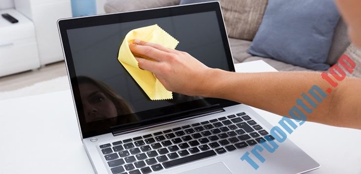 Có&nbsp;nên&nbsp;dán&nbsp;màn&nbsp;hình&nbsp;cho&nbsp;laptop&nbsp;không?