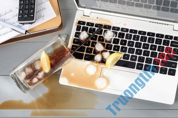 Màn&nbsp;hình&nbsp;laptop,&nbsp;máy&nbsp;tính&nbsp;PC&nbsp;bị&nbsp;trắng.&nbsp;Nguyên&nbsp;nhân&nbsp;và&nbsp;cách&nbsp;khắc&nbsp;phục