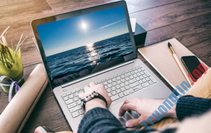 Màn&nbsp;hình&nbsp;laptop,&nbsp;máy&nbsp;tính&nbsp;PC&nbsp;bị&nbsp;trắng.&nbsp;Nguyên&nbsp;nhân&nbsp;và&nbsp;cách&nbsp;khắc&nbsp;phục