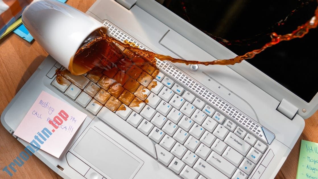 Màn&nbsp;hình&nbsp;laptop,&nbsp;máy&nbsp;tính&nbsp;PC&nbsp;bị&nbsp;trắng.&nbsp;Nguyên&nbsp;nhân&nbsp;và&nbsp;cách&nbsp;khắc&nbsp;phục