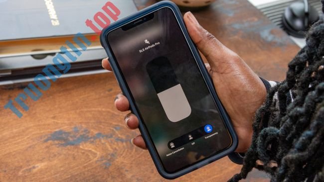 AirPods&nbsp;Pro:&nbsp;Khử&nbsp;ồn&nbsp;hiệu&nbsp;quả,&nbsp;chất&nbsp;lượng&nbsp;âm&nbsp;thanh&nbsp;tốt,&nbsp;đeo&nbsp;thoải&nbsp;mái