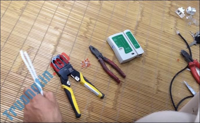 Cách&nbsp;nối&nbsp;dây&nbsp;mạng&nbsp;bằng&nbsp;rệp