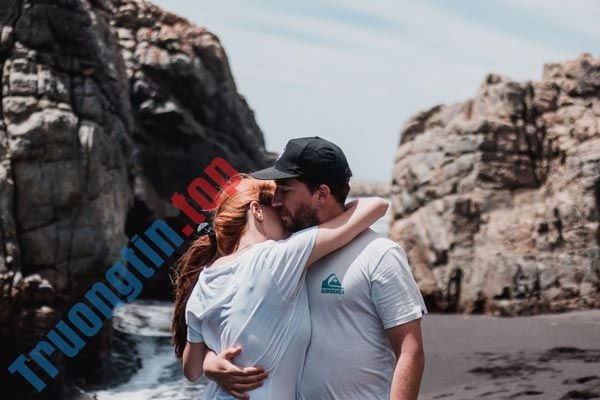 Hình&nbsp;nền&nbsp;cặp&nbsp;đôi&nbsp;cực&nbsp;tình&nbsp;cảm&nbsp;cho&nbsp;máy&nbsp;tính