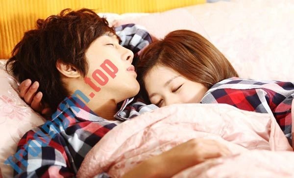 Hình&nbsp;nền&nbsp;cặp&nbsp;đôi&nbsp;cực&nbsp;tình&nbsp;cảm&nbsp;cho&nbsp;máy&nbsp;tính