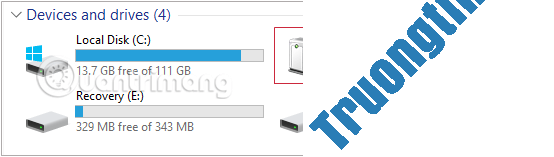 Cách&nbsp;hiện&nbsp;file&nbsp;ẩn,&nbsp;thư&nbsp;mục&nbsp;ẩn&nbsp;trong&nbsp;USB