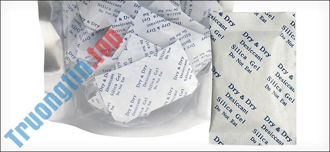 Làm&nbsp;thế&nbsp;nào&nbsp;để&nbsp;“cứu”&nbsp;laptop&nbsp;khi&nbsp;bị&nbsp;nước&nbsp;vào?