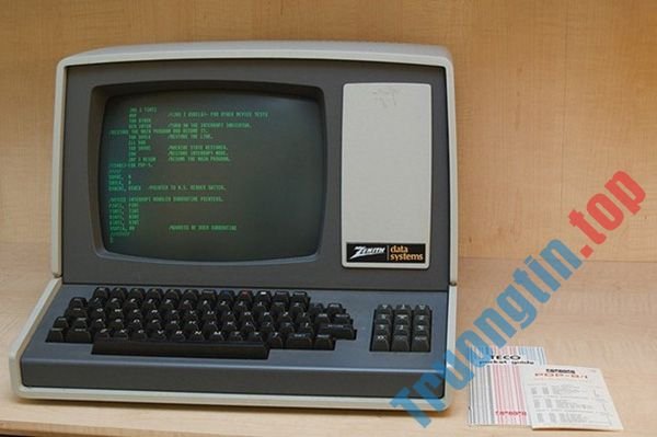 Email&nbsp;là&nbsp;gì?&nbsp;Cách&nbsp;thức&nbsp;hoạt&nbsp;động&nbsp;của&nbsp;email&nbsp;ra&nbsp;sao?