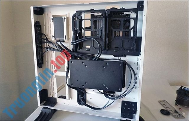 Tự&nbsp;lắp&nbsp;ráp&nbsp;máy&nbsp;tính,&nbsp;build&nbsp;máy&nbsp;tính&nbsp;để&nbsp;bàn&nbsp;(P2):&nbsp;Lắp&nbsp;ráp&nbsp;phần&nbsp;cứng