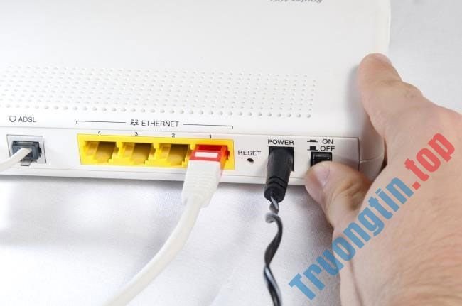 Hướng&nbsp;dẫn&nbsp;sửa&nbsp;lỗi&nbsp;WiFi&nbsp;bị&nbsp;chấm&nbsp;than&nbsp;vàng