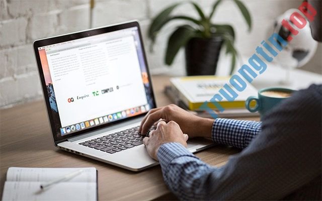 Máy&nbsp;tính&nbsp;bảng&nbsp;và&nbsp;laptop,&nbsp;lựa&nbsp;chọn&nbsp;nào&nbsp;phù&nbsp;hợp&nbsp;với&nbsp;bạn?