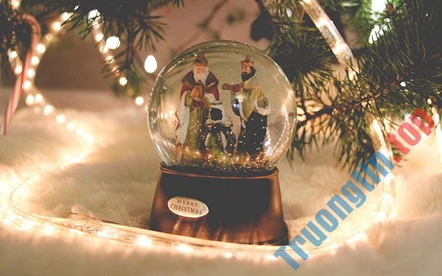 Những&nbsp;hình&nbsp;nền&nbsp;Giáng&nbsp;sinh&nbsp;2022&nbsp;đẹp&nbsp;long&nbsp;lanh&nbsp;cho&nbsp;máy&nbsp;tính