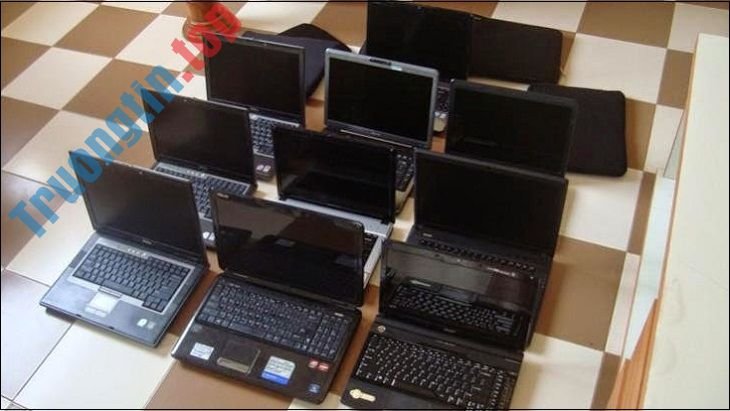 Cách kiểm tra màn hình laptop để biết 'bệnh' màn hình đang gặp phải