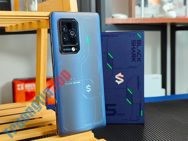 Black&nbsp;Shark&nbsp;5&nbsp;Pro&nbsp;và&nbsp;Red&nbsp;Magic&nbsp;7:&nbsp;Đâu&nbsp;mới&nbsp;là&nbsp;gaming&nbsp;phone&nbsp;mạnh&nbsp;nhất&nbsp;thế&nbsp;giới?