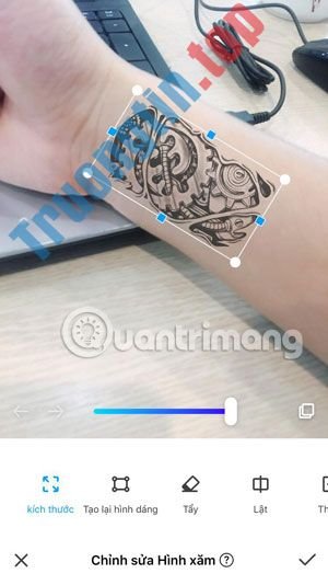 Cách&nbsp;thêm&nbsp;hình&nbsp;xăm&nbsp;vào&nbsp;ảnh&nbsp;bằng&nbsp;ứng&nbsp;dụng&nbsp;Manly