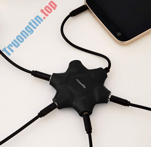 Top&nbsp;5&nbsp;bộ&nbsp;chia&nbsp;tai&nbsp;nghe&nbsp;tốt&nbsp;nhất&nbsp;2022