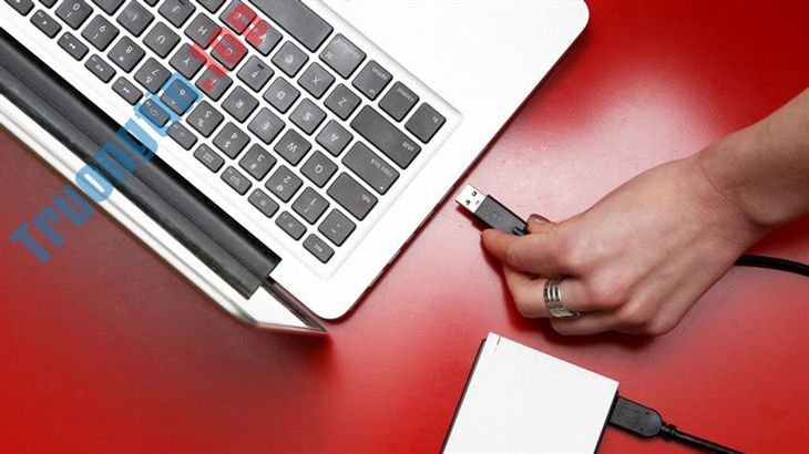 Có&nbsp;nên&nbsp;sạc&nbsp;laptop&nbsp;qua&nbsp;đêm&nbsp;không?&nbsp;Cách&nbsp;sạc&nbsp;pin&nbsp;laptop&nbsp;an&nbsp;toàn