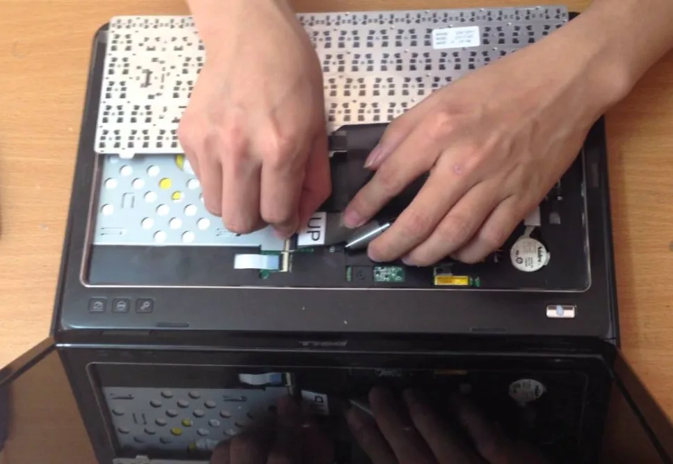 Địa Chỉ Sửa Laptop Bị Liệt Phím Quận 12 Giá Rẻ