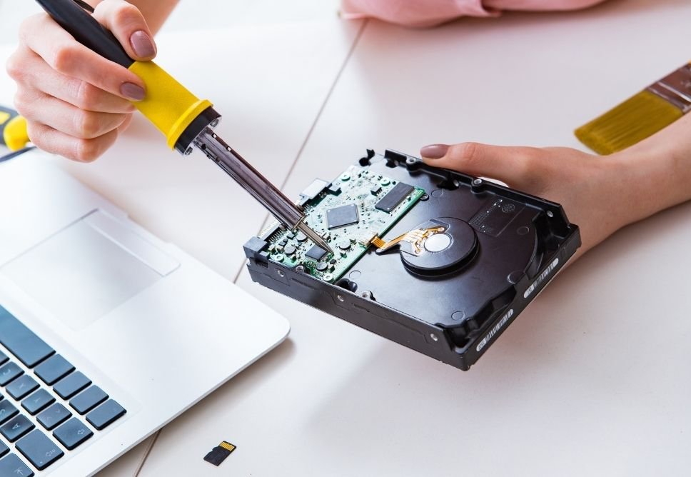 Địa Chỉ Thay Ổ Cứng Laptop Gò Vấp Giá Rẻ