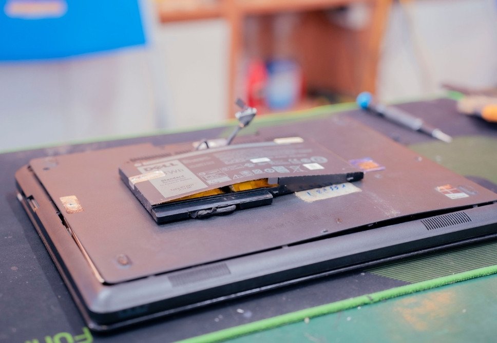 Địa Chỉ Thay Pin Laptop Quận Bình Tân Lấy Ngay