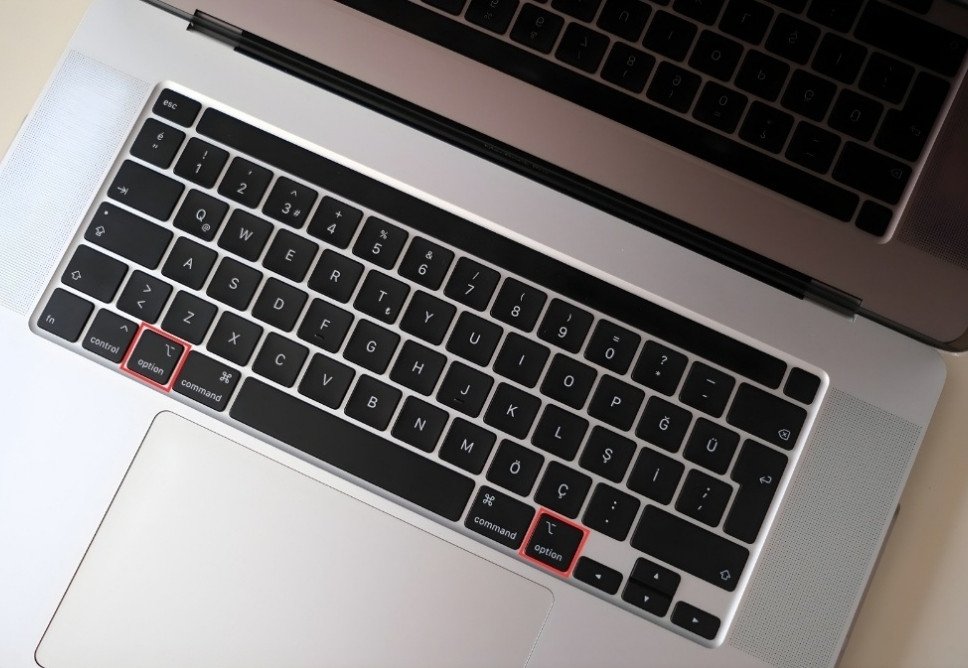 Địa Chỉ Thay Bàn Phím Macbook Quận 10 Lấy Liền