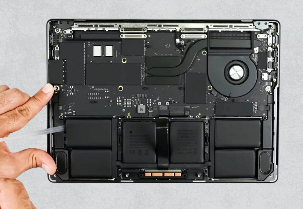 Địa chỉ Thay Pin Macbook Quận 10 Lấy Liền, Uy Tín