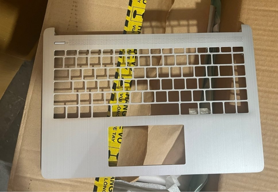 Địa Chỉ Thay Vỏ Macbook Quận 7 Giá Rẻ Chính Hãng