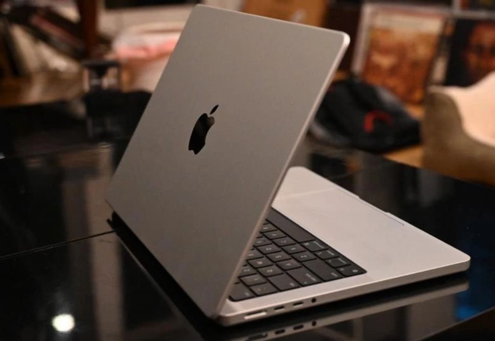 Địa Chỉ Thay Màn Hình Macbook Lấy Liền Tại TPHCM