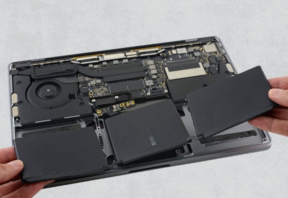 Địa Chỉ Thay Pin Macbook Giá Sỉ Uy Tín Ở TPHCM